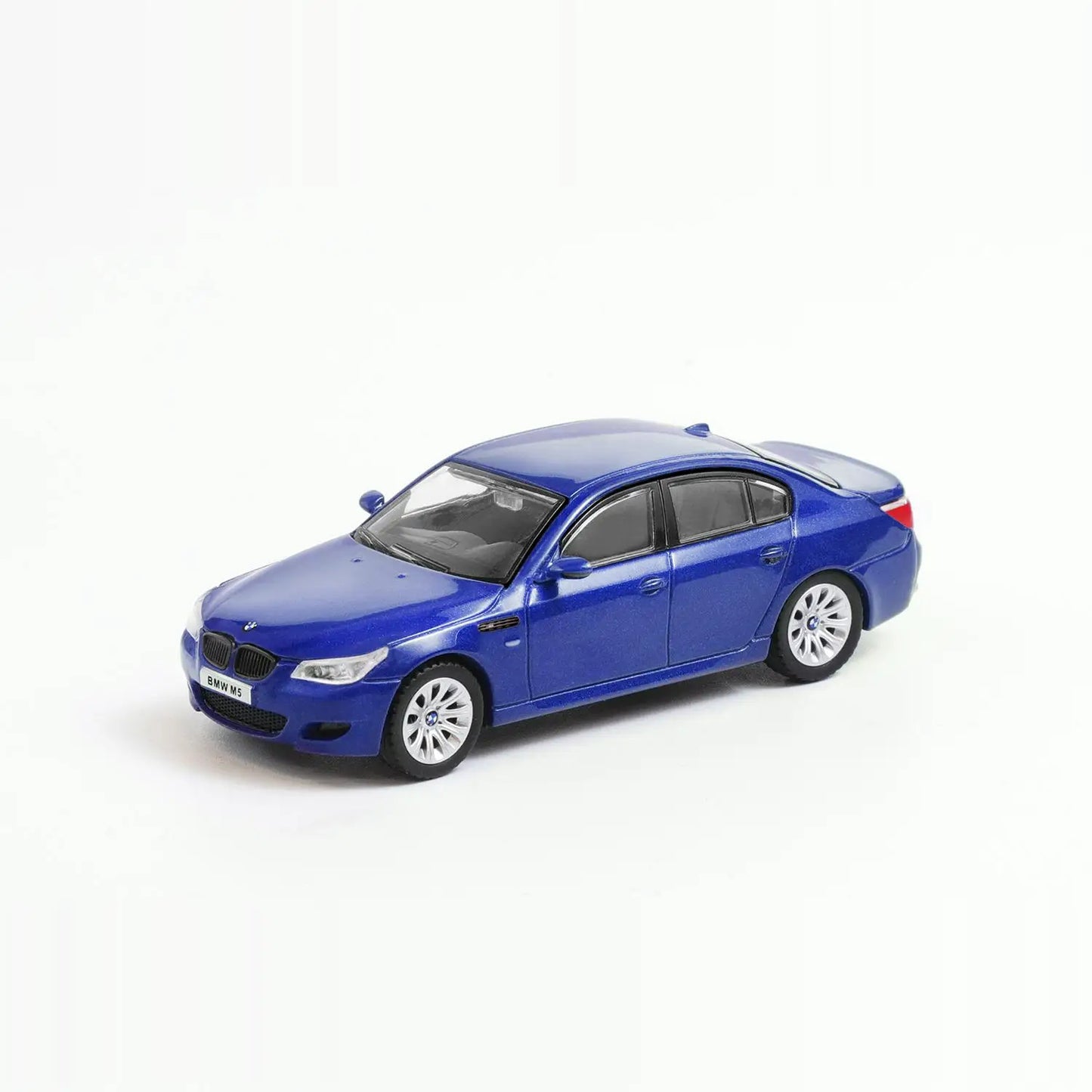 1:64 BMW M5 E60 Alloy Scale Car Model Diecast Metal Miniature Model Car Toy Car Vehicle Static Collection Children Toy Gifts