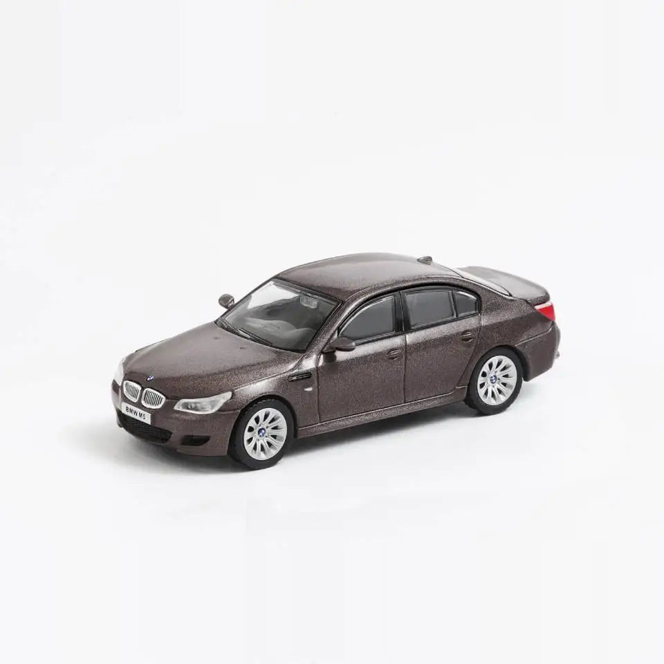 1:64 BMW M5 E60 Alloy Scale Car Model Diecast Metal Miniature Model Car Toy Car Vehicle Static Collection Children Toy Gifts