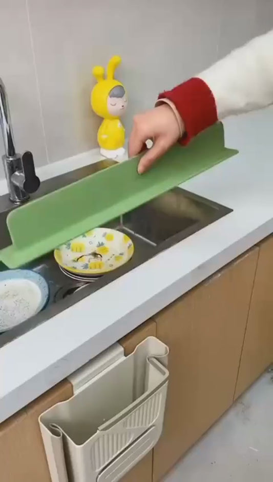 Flexible Silicone Kitchen Sink Water Splash Guard – 48cm Suction Baffle